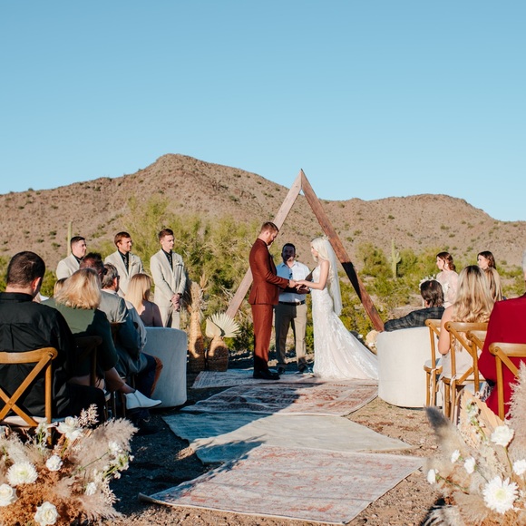 New Listing Alert ๐จโจ - Picture 6 of 9